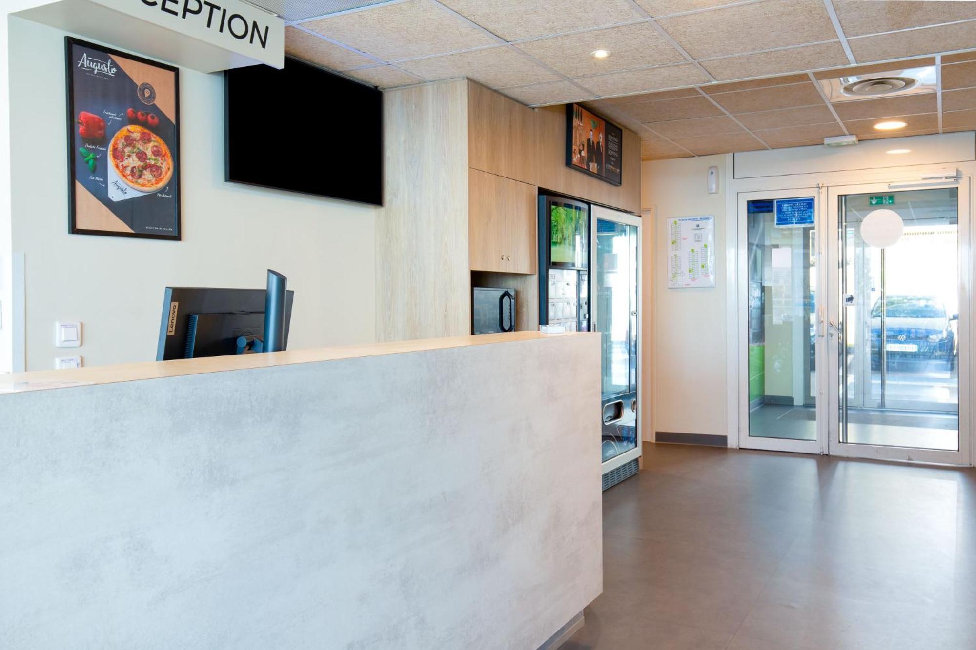 Ibis Budget Marseille L'Estaque Buitenkant foto