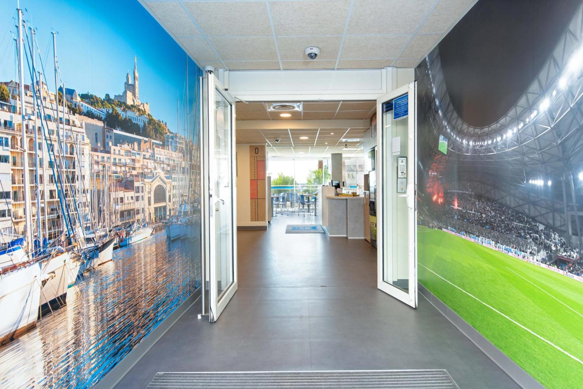Ibis Budget Marseille L'Estaque Buitenkant foto