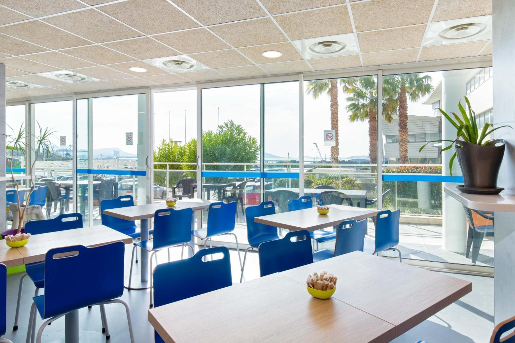 Ibis Budget Marseille L'Estaque Buitenkant foto