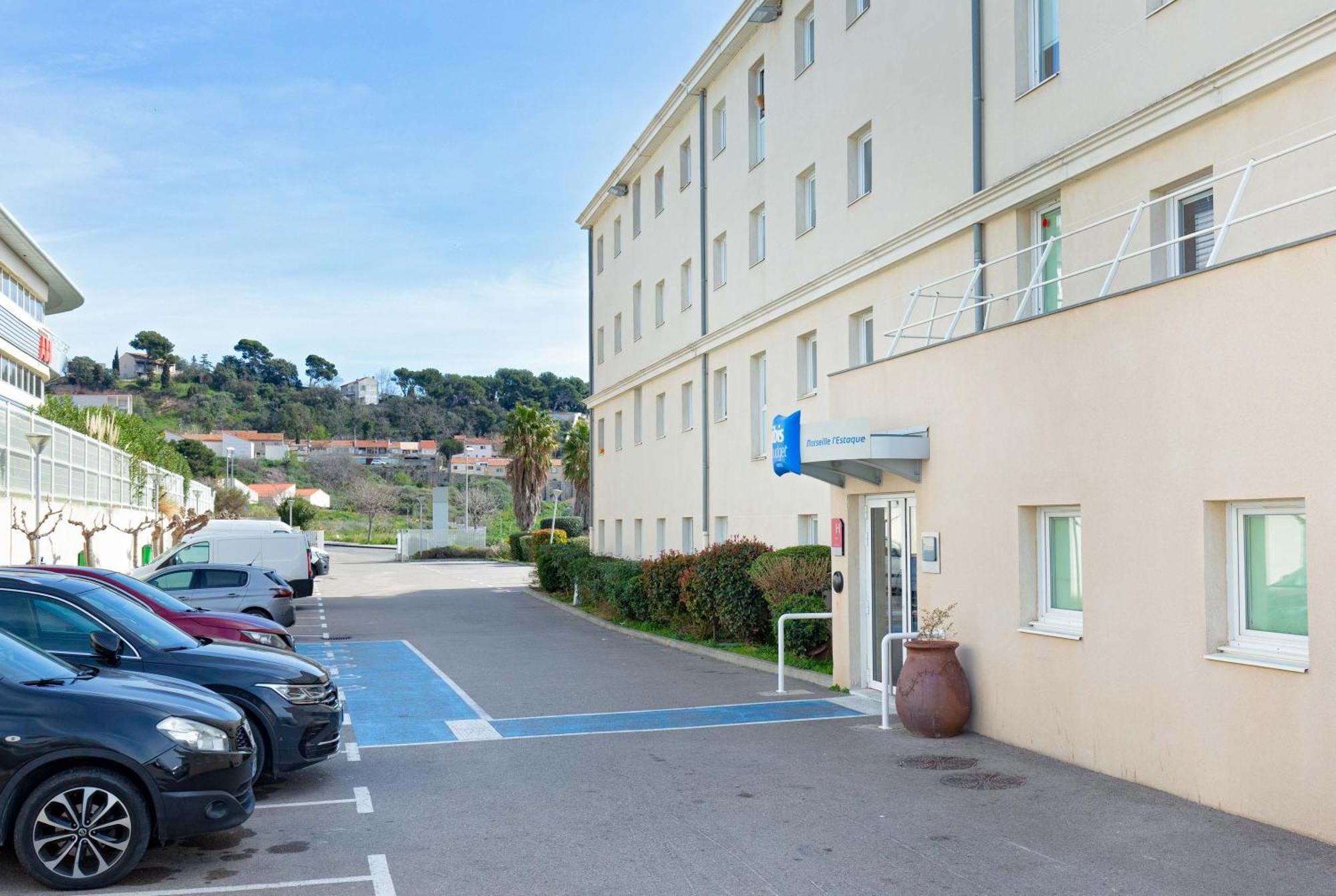 Ibis Budget Marseille L'Estaque Buitenkant foto