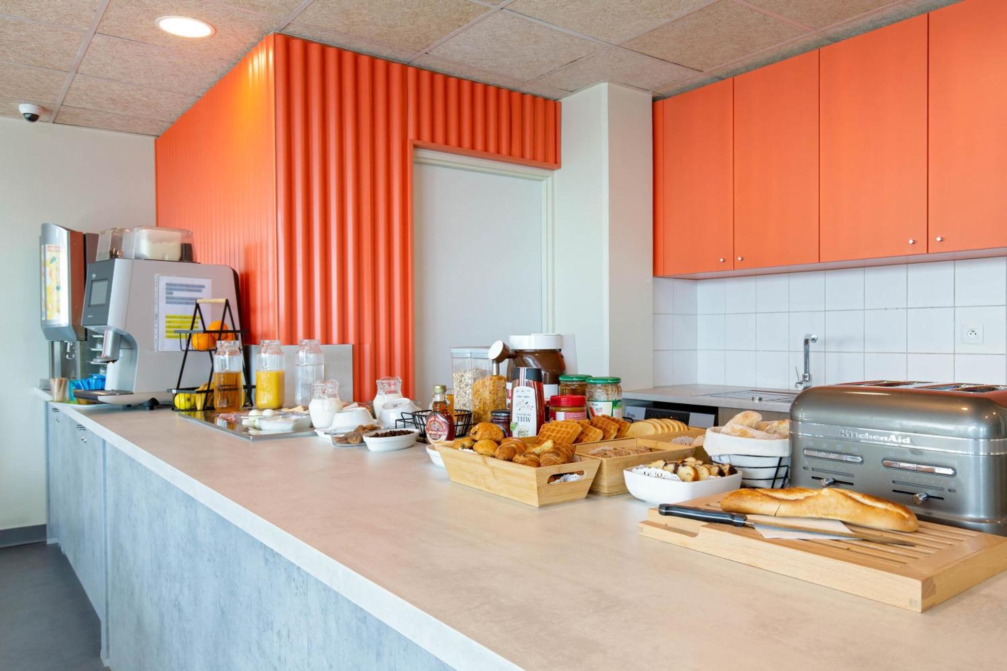 Ibis Budget Marseille L'Estaque Buitenkant foto