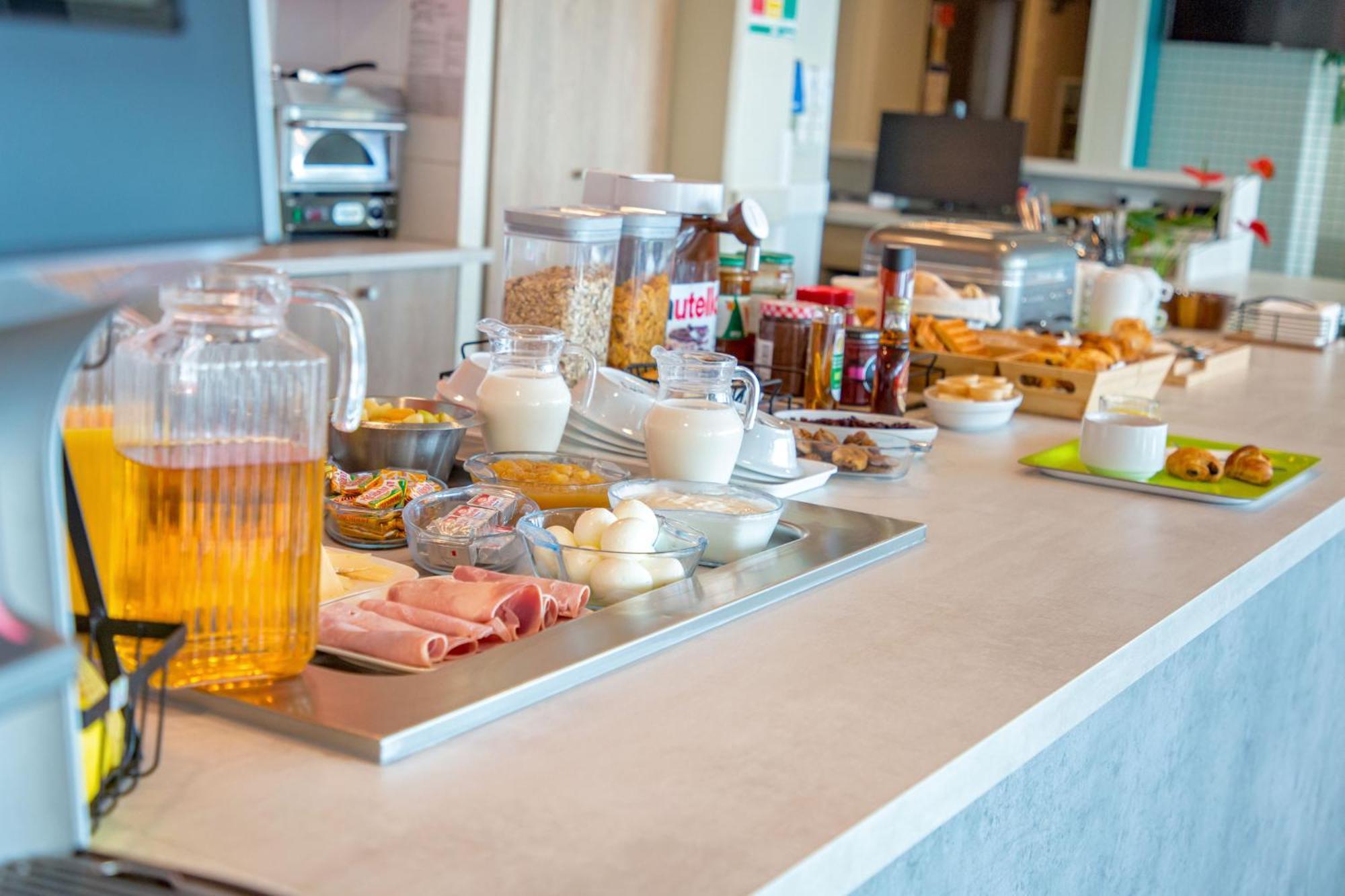Ibis Budget Marseille L'Estaque Buitenkant foto
