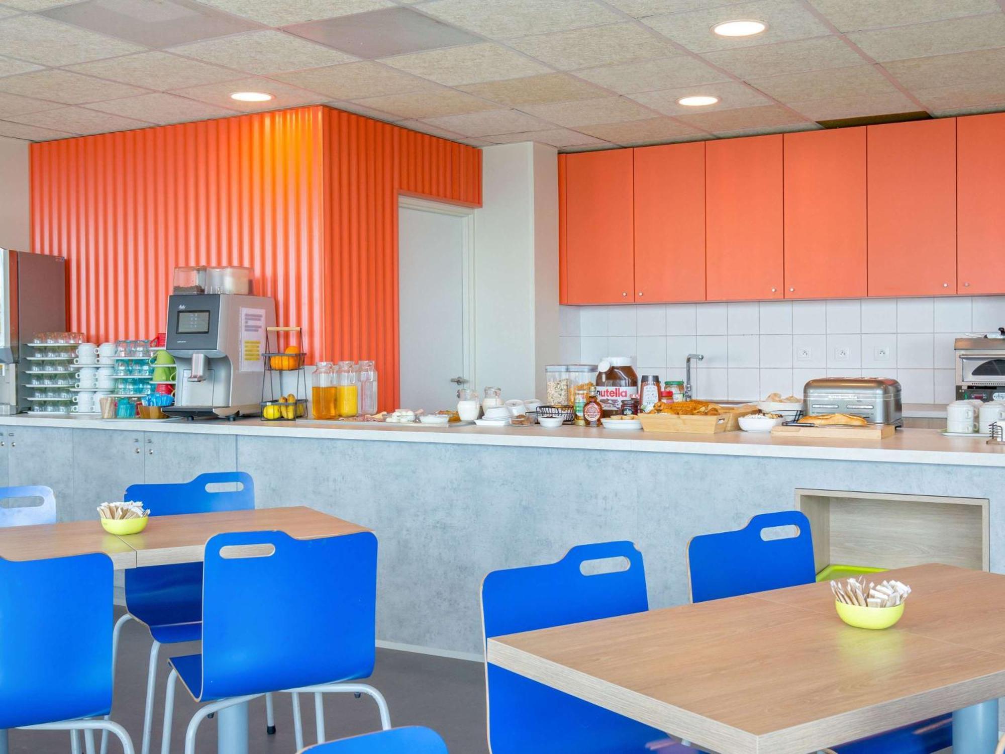 Ibis Budget Marseille L'Estaque Buitenkant foto
